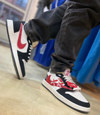 خرید کفش کتونی ترویس | ارسال فوری