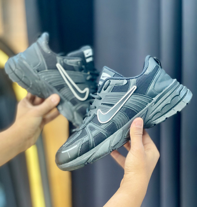 خرید کتونی نایک